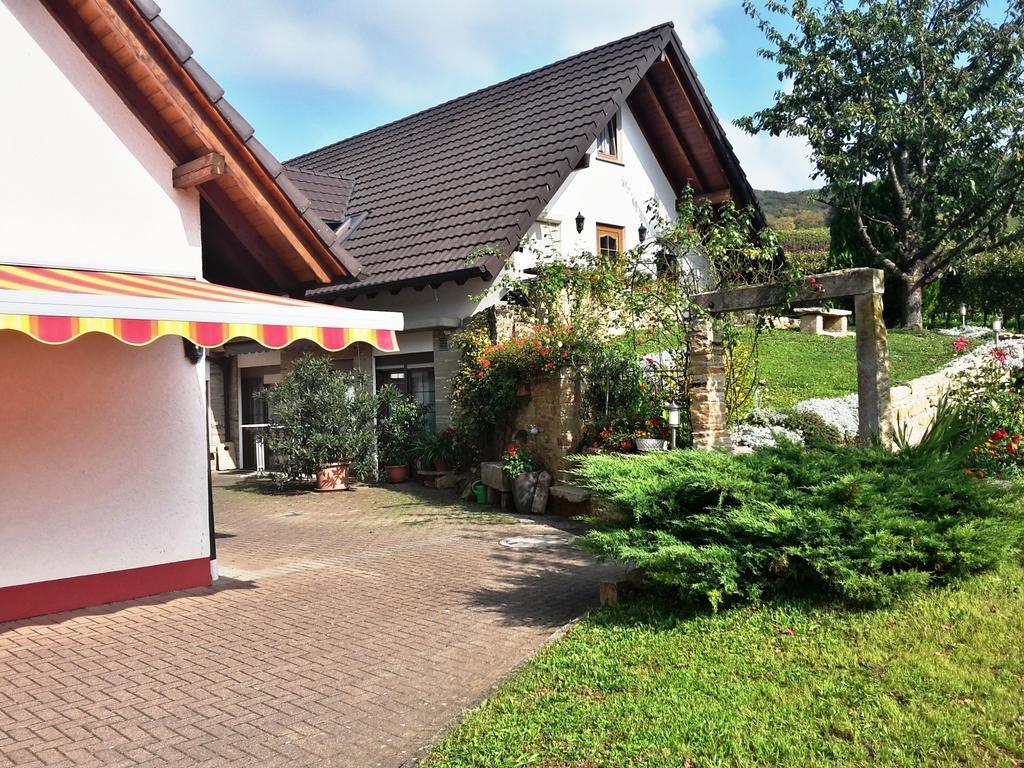 Pension Jaspis Hotel Pfaffenweiler Exterior photo